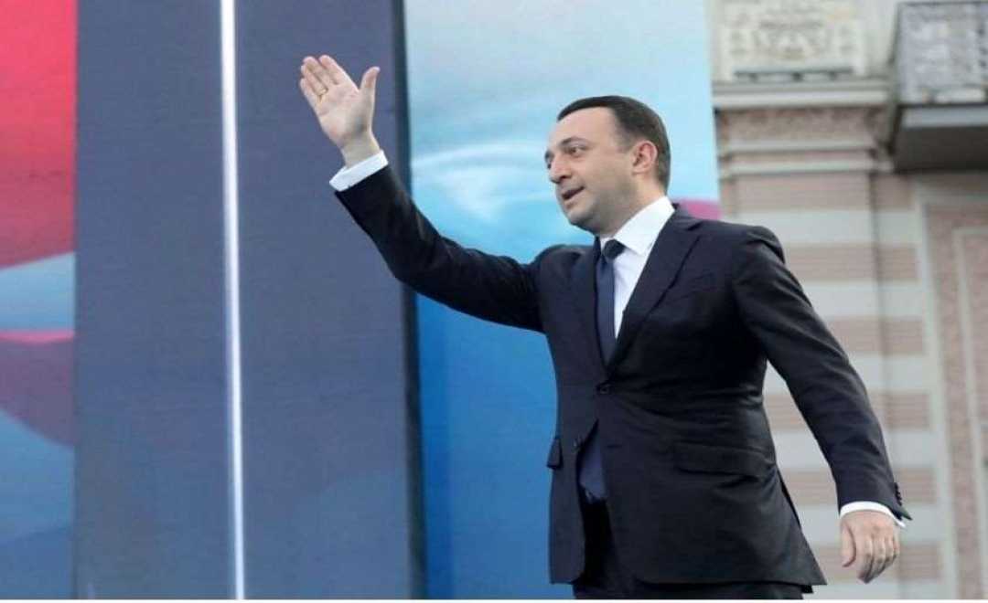 ირაკლი ღარიბაშვილი მოსახლეობას ერეკლეობას ულოცავს 