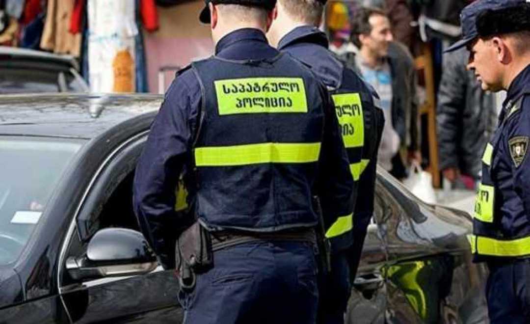 მშობლის ინფორმაციით, ქუთაისის სპორტულ სკოლაში, პედაგოგი მოსწავლეს ფიზიკურად გაუსწორდა