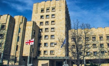 პროკურატურამ აშშ-ს მოქალაქის კუთვნილი, დიდი ოდენობით ფულადი თანხების თაღლითურად დაუფლების და უკანონო შემოსავლის ლეგალიზაციის ფაქტი გამოავლინა