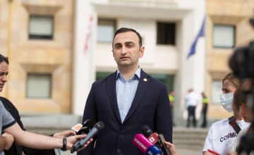 მთავრობამ ტურისტული სააგენტოები მოატყუა და დახმარების გარეშე დატოვა - გიგლა მიქაუტაძე