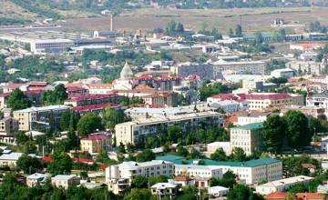 სომხეთის თავდაცვის სამინისტრო: აზერბაიჯანულმა ძალებმა მთიანი ყარაბაღის დედაქალაქი დაბომბეს