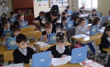 თბილისის 21-ე საჯარო სკოლის პირველკლასელს კორონავირუსი დაუდასტურდა - "ბავშვის ინფიცირება წვეულებას უკავშირდება"