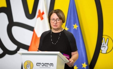 ფიქრია ჩიხრაძე: მივმართავ ხელისუფლებას- წინასაარჩევნო პერიოდში  განათლების სისტემაში,  საკადრო ცვლილებებზე მორატორიუმი გამოცხადდეს.