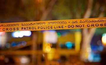 ქუთაისში საცხოვრებელი კორპუსის მეცხრე სართულიდან ახალგაზრდა კაცი გადმოვარდა