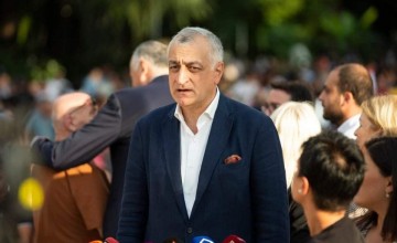 მამუკა ხაზარაძე - 31 ოქტომბრის შემდეგ თუ ისევ“ქართული ოცნება” დარჩება მმართველობაში,  ასეთ ვითარებაში ქვეყანა დაიღუპება
