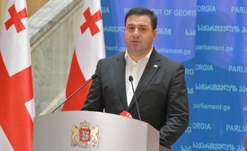 ლევან კობერიძე არჩევნების გადადების საკითხზე საპარლამენტო მსჯელობის გამართვას ითხოვს
