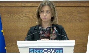 "კორონავირუსით გარდაცვლილი 27 წლის გოგონა მკურნალობდა ბინაზე, რამაც გამოიწვია დაგვიანებული ჰოსპიტალიზაცია"