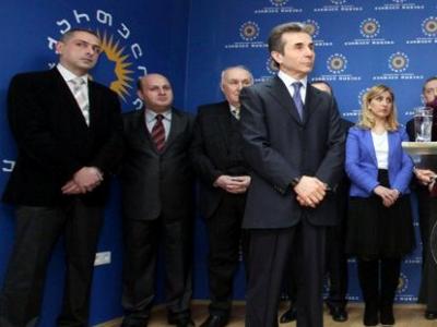 "სესიაშვილო, გამოეთრიე და ბოდიში მოიხადე, ჯარისკაცების სისხლით როგორ ვაჭრობ არაკაცო“