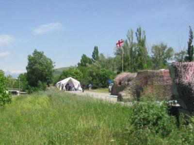 რუსი ექსპერტი: ცხინვალის ახალი რეჟიმი რუსეთს „ამერიკული თეზისებით“ აშანტაჟებს