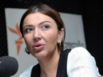 ინგა გრიგოლია „ქდმ“-ს გაემიჯნა და არჩევნებზე საკუთარი კანდიდატურა მოხსნა