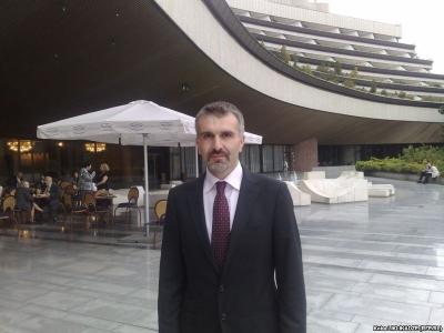 ხაჩიძე ივანიშვილს: თქვენი ორი ანეკდოტი ვიცით: მიტუაზე და "ბუტკაზე", მესამეც მოგვიყევით (ვიდეო)