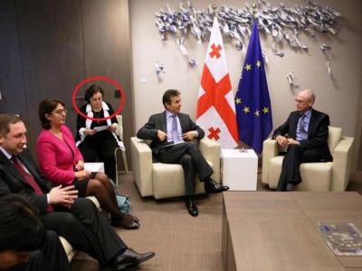 ვინ არის ივანიშვილის პირადი თარჯიმანი?