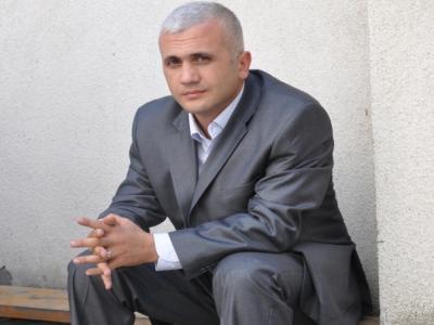"ეს არის სამართალი? ჩემი შვილის მკვლელი ბესელიამ პოლიტპატიმართა სიაში შეიყვანა"
