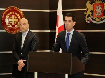 პრეზიდენტის პრესსპიკერმა თავდაცვის სამინისტრო ტყუილში ამხილა