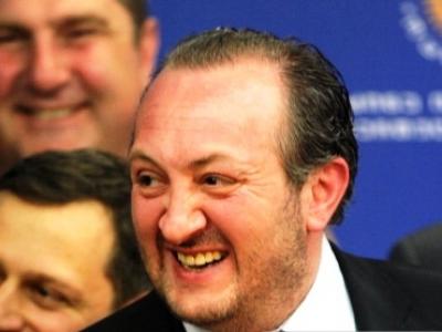 მარგველაშვილის "ყრილობაზე" ჩაყვანილი და მიტოვებული ბებო (ვიდეო)