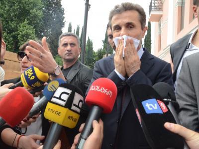 პრემიერი და მოუთვინიერებელი "მეოთხე ხელისუფლება" - ჟურნალისტების გაკვეთილი ივანიშვილს