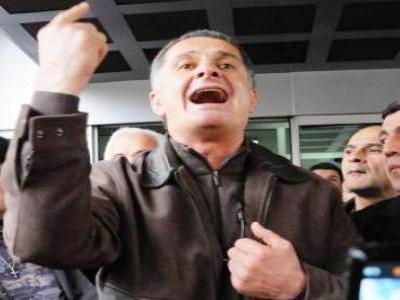 პოლიტიკიდან შესაძლოა სოსო ჯაჭვლიანიც წავიდეს (ინტერვიუ)