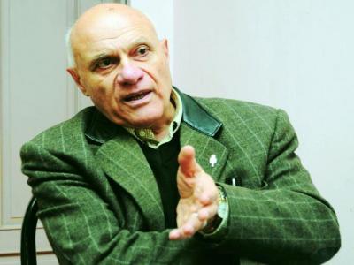 „ამ სამინისტროს წმინდა ნინოს სახელობის კეთილშობილ ქალიშვილთა სასწავლებელი დავარქვათ“...