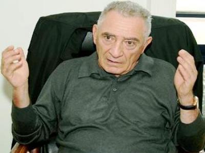 რა აწუხებს თოფაძეს...