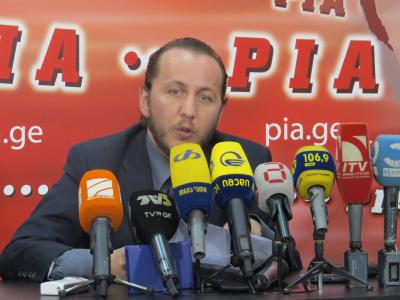დიმიტრი გაბუნია: "ტალგატ ბაიტაზიევმა ბათუმის პორტი კოლაფსამდე მიიყვანა"
