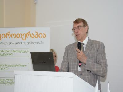თანამედროვე ონკოლოგიის მიღწევა – „ავერსმა“ ახალი პრეპარატი შემოიტანა