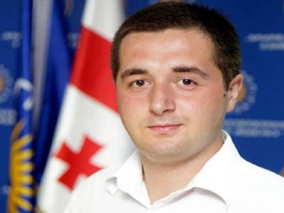 კვირიკაშვილი ერთს ამბობს, აბესაძე მეორეს...