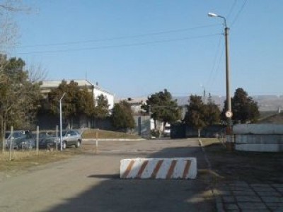 სამხედრო ბაზაზე დაჭრილი ჯარისკაცის მდგომარეობა მძიმეა