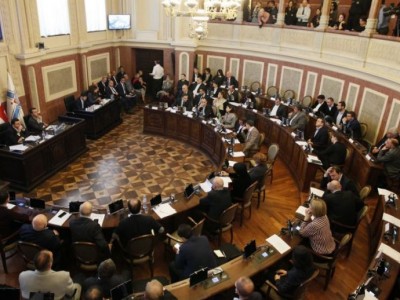ოპოზიცია დედაქალაქის მერს და რამდენიმე საქალაქო სამსახურის ხელმძღვანელს საკრებულოში იბარებს