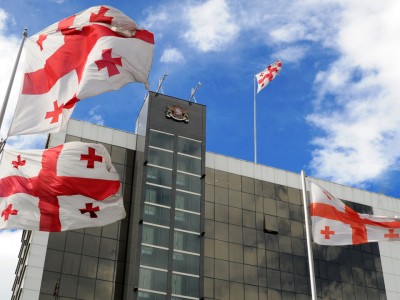 თავდაცვის სამინისტროდან გათავისუფლებულმა თანამშრომლებმა უწყებას სასამართლოს სამივე ინსტანცია მოუგეს