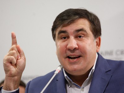 „ცოტა კისერი მტკივა, ეს ტკივილი გაივლის და უკრაინელ ოლიგარქებს კისერს მოვტეხ აუცილებლად“