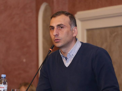 ელისაშვილი: ზარდიაშვილი თუ მაგარი ბიჭია, მივიდეს და დაელაპარაკოს ბესელიას...