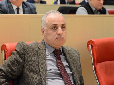 დიმიტრი ხუნდაძე: პროცესების ქუჩიდან მართვას თავი დავანებოთ