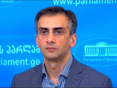 მთავრობის შემადგენლობაში ფინანსთა, ეკონომიკისა და საგარეო საქმეთა მინისტრები შეიცვლებიან