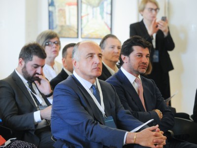 თბილისი-ბრისტოლის დამეგობრების 30 წლის იუბილეს აღსანიშნავად თიბისი გალერეაში ბიზნესფორუმი ჩატარდა