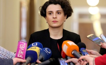 „ბესელიას პირადი ცხოვრების ამსახველი კადრების გავრცელებაზე არასრულწლოვანია დაკავებული“