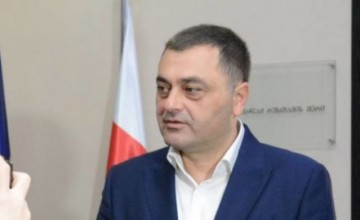 რუსთავის მერის სახლი გაქურდეს