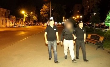 პოლიციამ 133 000 ლარის ქურდობის ბრალდებით თბილისში 1 პირი დააკავა