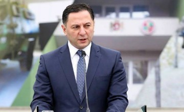 EMC-ი თემირლან მაჩალიკაშვილის საქმეზე სუს-ის ყოფილი მაღალჩინოსნების, მათ შორის ვახტანგ გომელაურის და სოსო გოგაშვილის გამოკითხვის ოქმებს აქვეყნებს