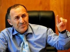ანქვაბი  ყაჩაღურ-ქურდული სახელმწიფოს ლეგალიზებას ახდენს